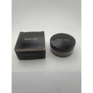 NEW in Box MARY KAY Silky Setting Powder Foundation 174901 Medium Bronze